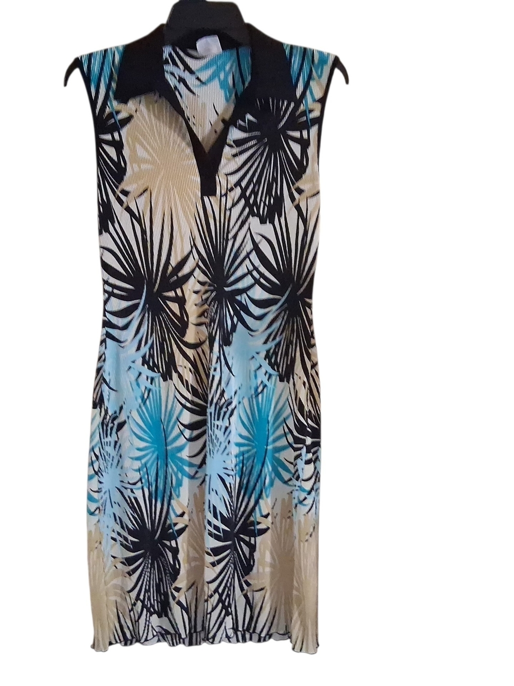 Sleeveless Collared Midi Dress in Blue, Black & Cream